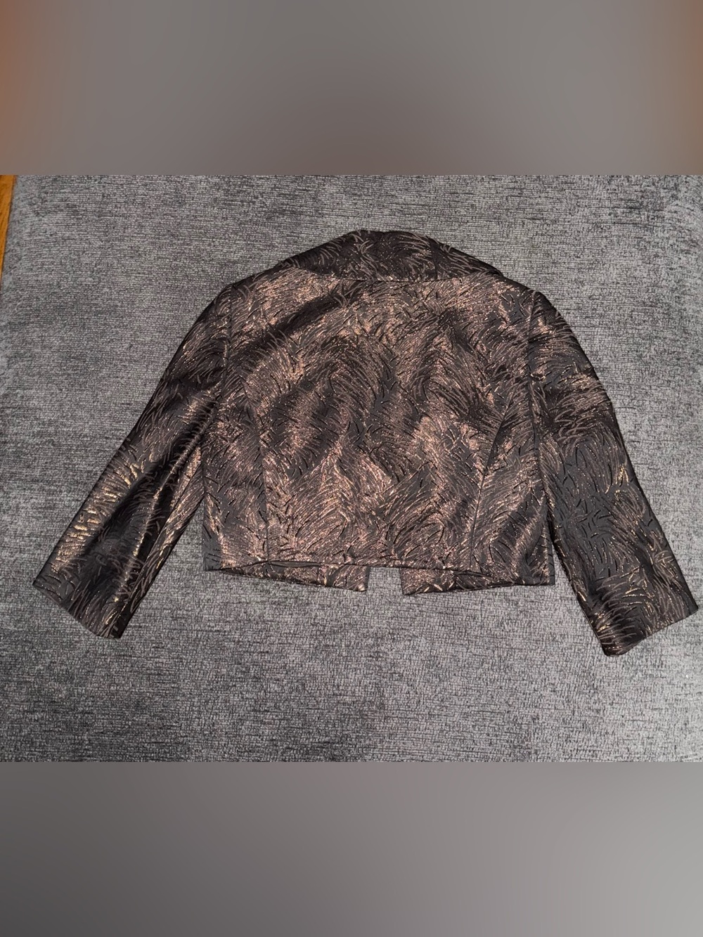 Vintage 90s Carmen Marc Valvo Metallic Brocade Bolero Jacket Size 6 - Picture 3 of 8